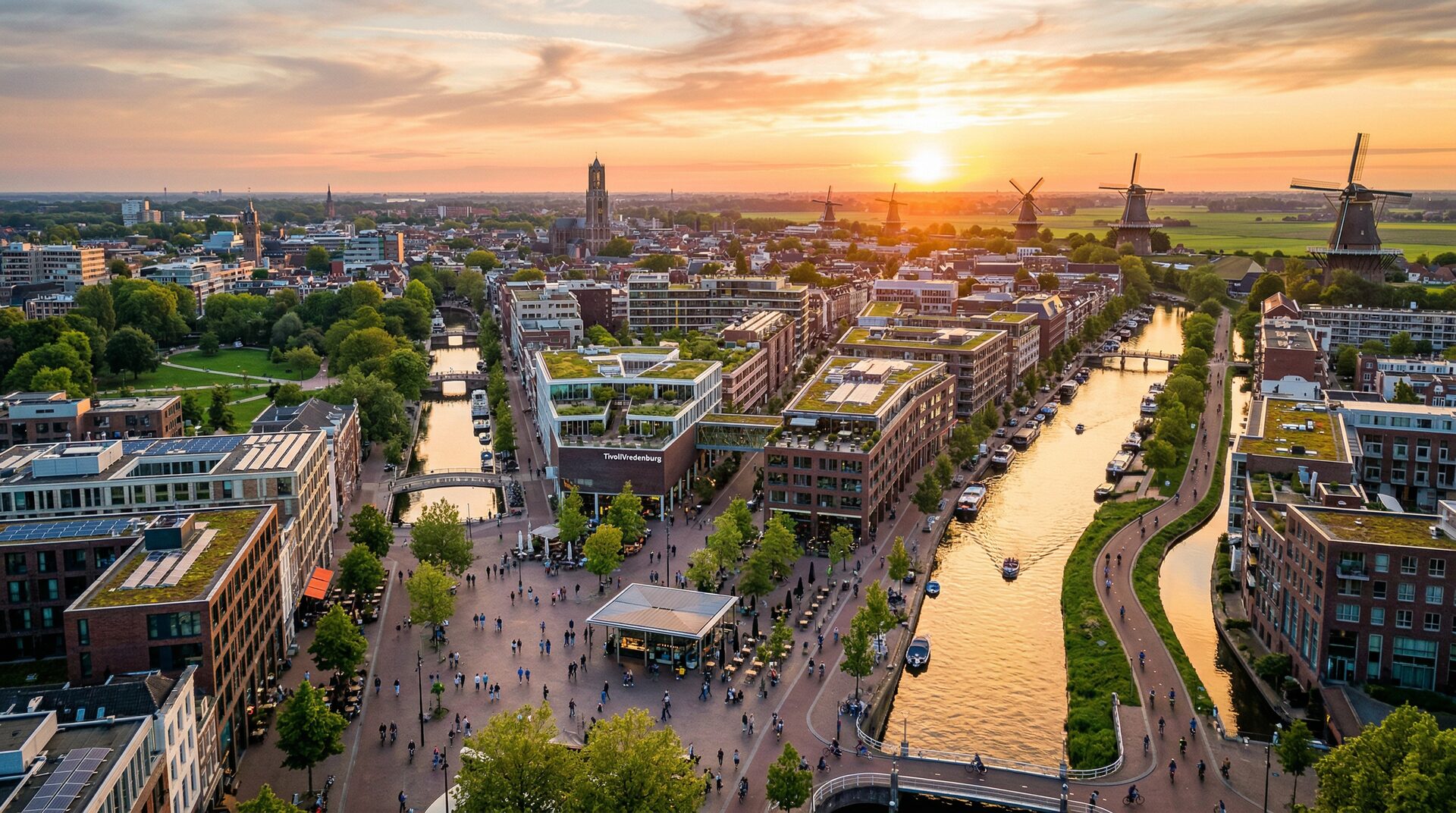 Nederlandse stad bij zonsopgang