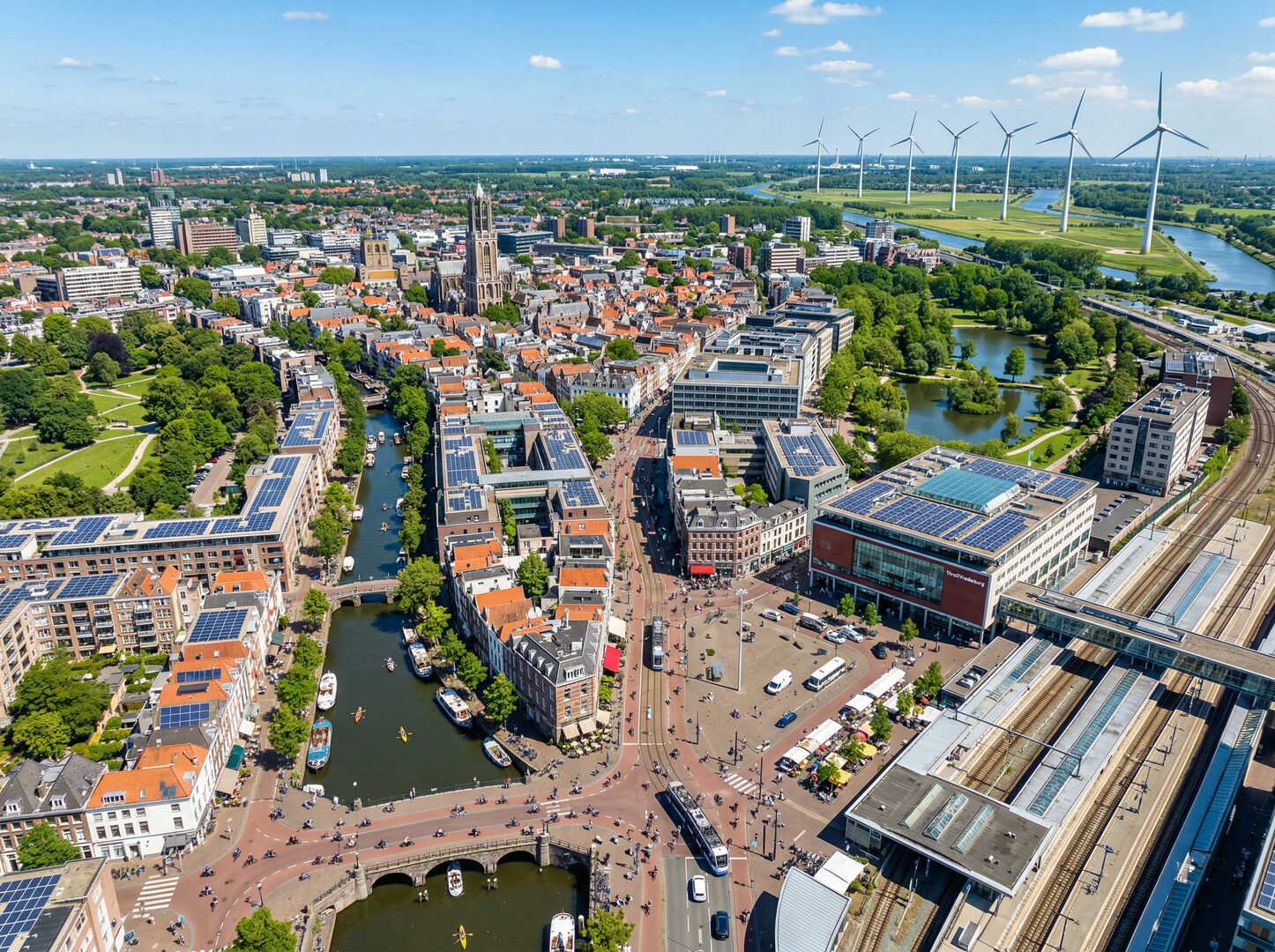 Luchtfoto moderne Nederlandse stad